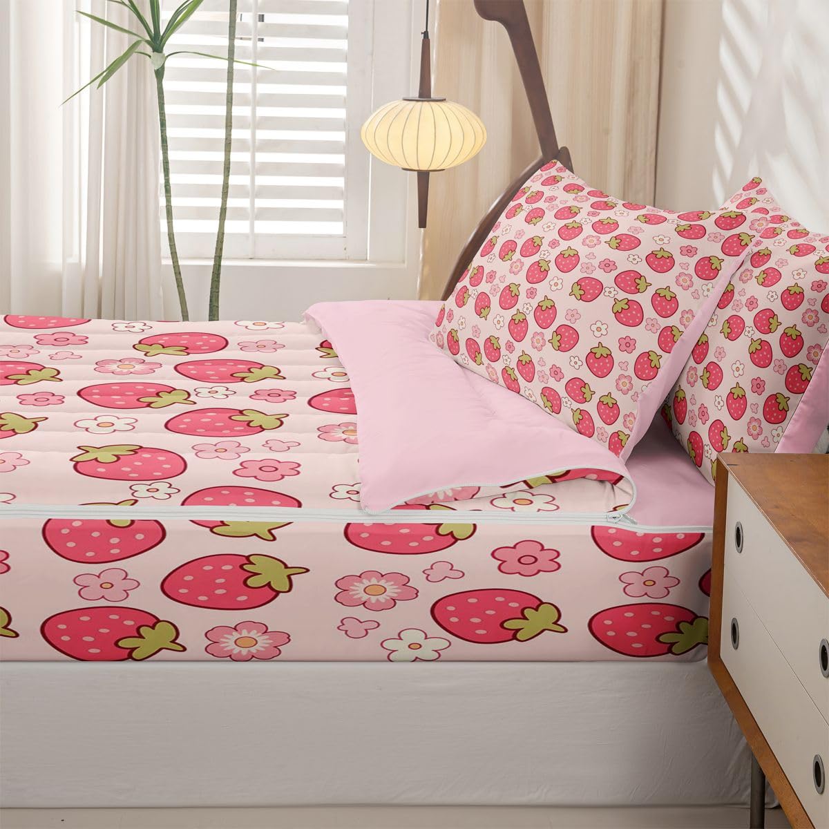 Erosebridal Kawaii Strawberry Zippered Comforter Set Girly Floral Zipper Bedding Set Twin Size Japanese Style Bed in a Bag Cute Cartoon Fruit Food Comforter with Sheets