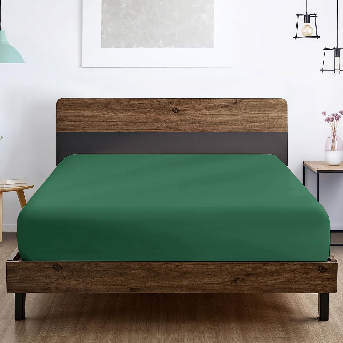 FreshCulture Queen Fitted Sheet - Hotel Quality, Ultra Soft & Breathable Brushed Microfiber, Deep Pocket, Cooling Fitted Sheets for Queen Size Bed (Dark Green)