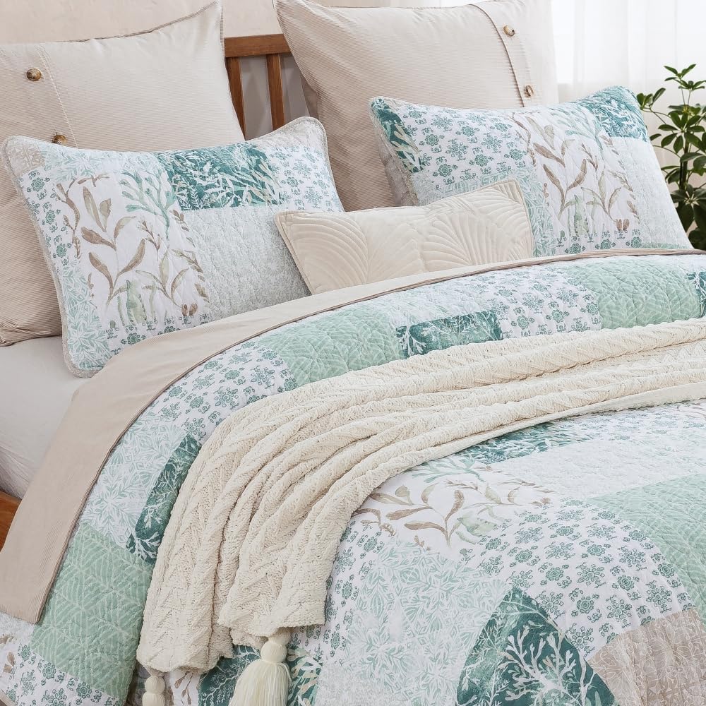 DAUAOTO 100% Cotton Quilt Set Queen Size, Farmhouse Printed Bed Coverlet Reversible Bedspread, Green Neutral Patch Pattern