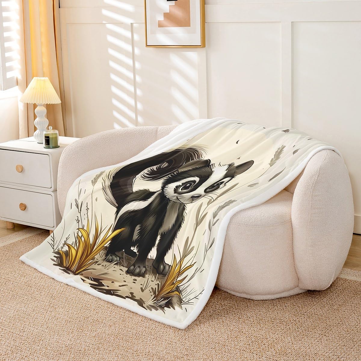 Erosebridal Black White Skunk Throw Bed Blanket Throw 50"X60" Cute Cartoon Animal Fleece Blankets Rustic Wildlife Skunk Sherpa Blankets for Kids Boys Girls,Woodland Farmhouse Animal Flannel Blanket