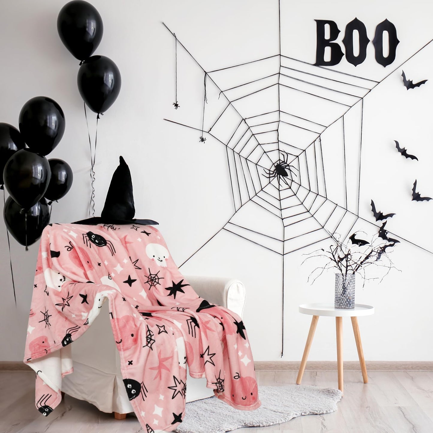 JarThenaAMCS Halloween Fuzzy Blanket Pink Cute Pumpkin Ghost Bat Throw Blanket Halloween Cartoon Soft Cozy Flannel Blankets for Home Party Bed Sofa Couch, 50 x 60 Inch