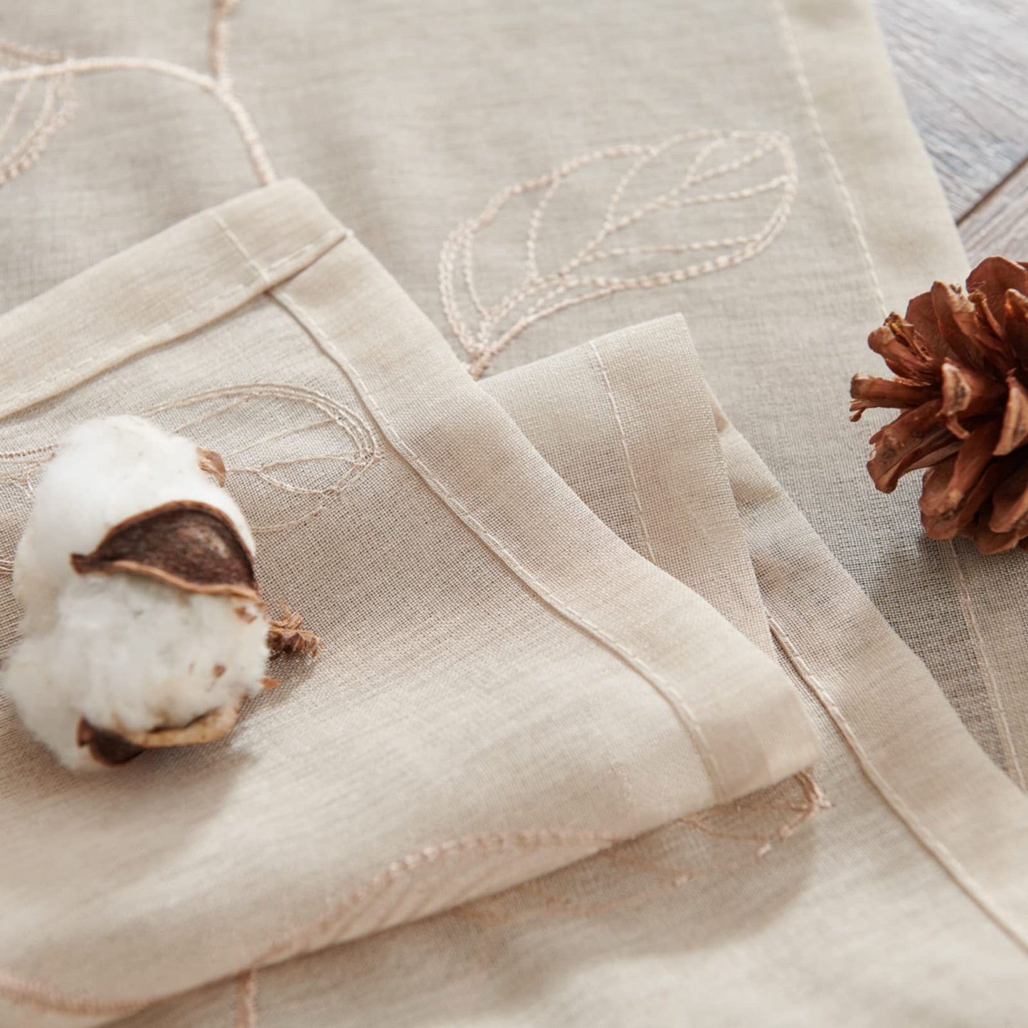 Topick Beige Sheer Leaf Curtain Kitchen Valance for Windows Leaf Embroidered Voile Small Curtain Valance Semi Sheer Farmhouse Curtain 16 Inch Rod Pocket 1 Panel Beige