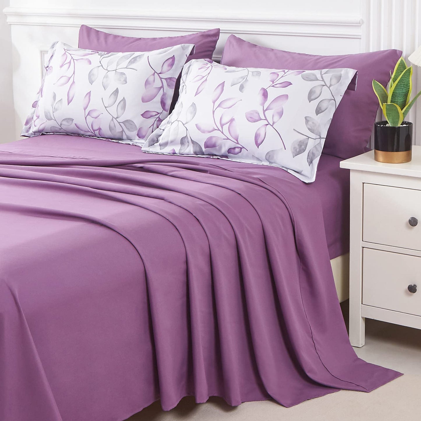 Yogeneg Botanical Comforter Set Queen Size 7 PCS Bed in a Bag,Purple Grey Leaves Printed on White Reversible Design,Soft Microfiber Bedding Complete Set for All Season(Purple,Queen)