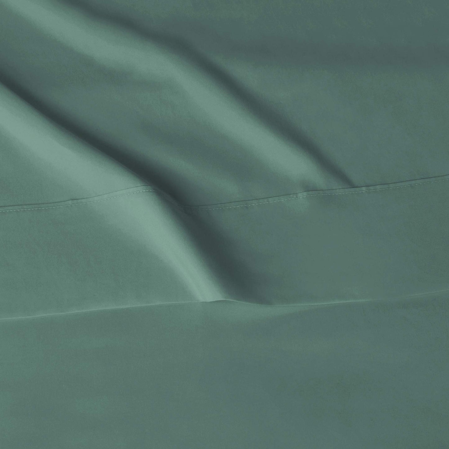 Amazon Basics Lightweight Super Soft Easy Care Wrinkle-Free Breathable Brushed Microfiber 3-Piece Bed Sheet Set with 14-Inch Deep Pockets, Twin, Emerald Green, Solid