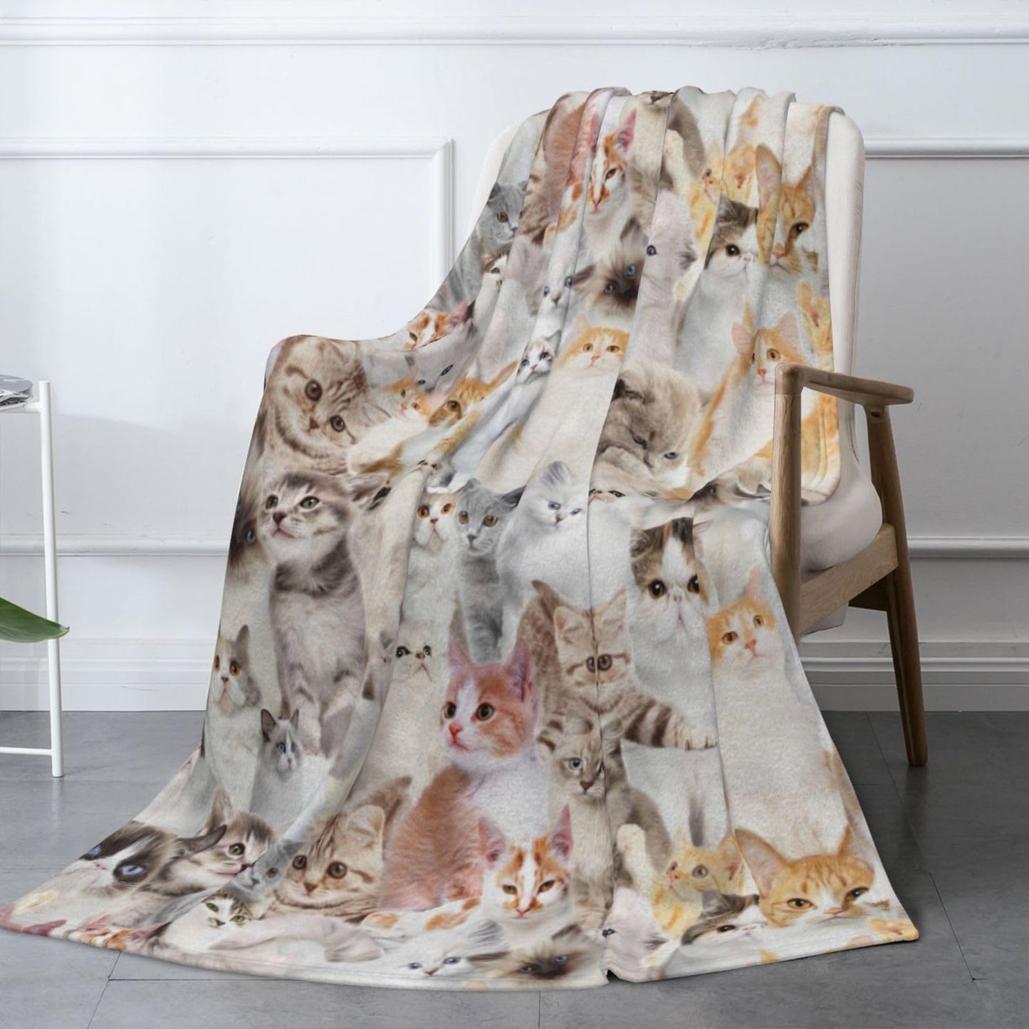 Cute Cat Throw Blanket Cozy Fluffy Plush Blanket Soft Flannel Throw Blanket for Kids Men Women Gift Sofa Bed Couch 50"x40" Christmas