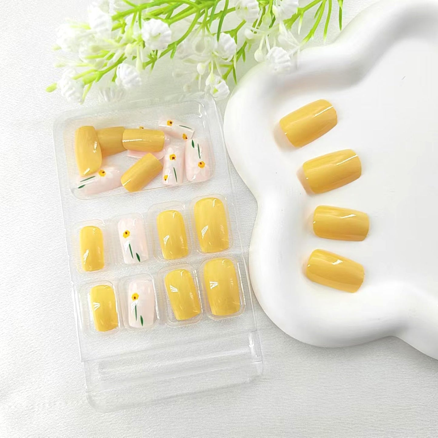 SRIMNUYY Medium Square Press-On False Nails, 24 Pcs, Yellow, Glossy, White Flower Design, Full Cover Acrylic Nails, ABS Plastic, Quick Wear, Full Well Tips