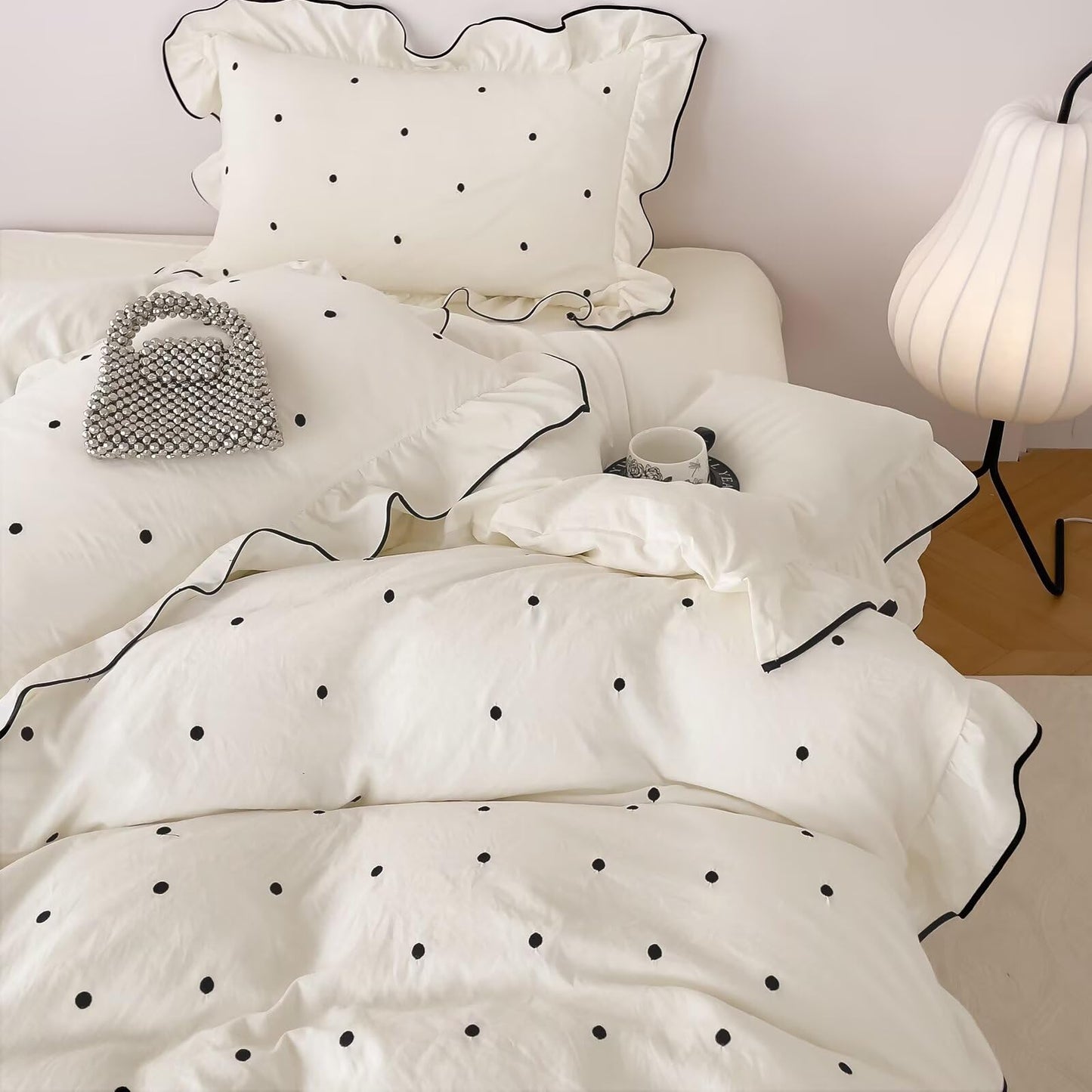 AMZTOP Duvet Cover Queen Size Polka Dot Beige 3 Pcs(1 Duvet Cover with 2 Pillowcases),Soft Washed All Seasons Comforter Covers with Ruffles,Cute Queen Bedding Set for Teen Girls 90"×90"