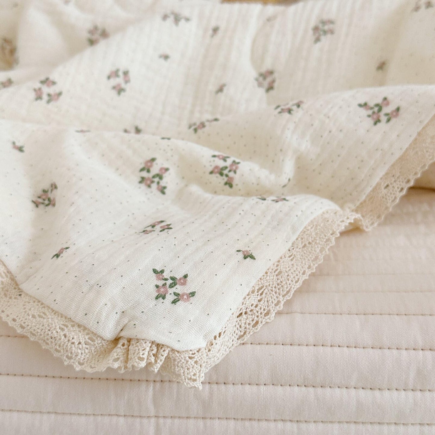 BuLuTu Pink Flower Toddler Blanket Double Layers Cotton Muslin Quilted Blanket Toddler Girls Boys Comforter (No Pillow) Kids Room Decor, Primrose Pattern, 47"x59"