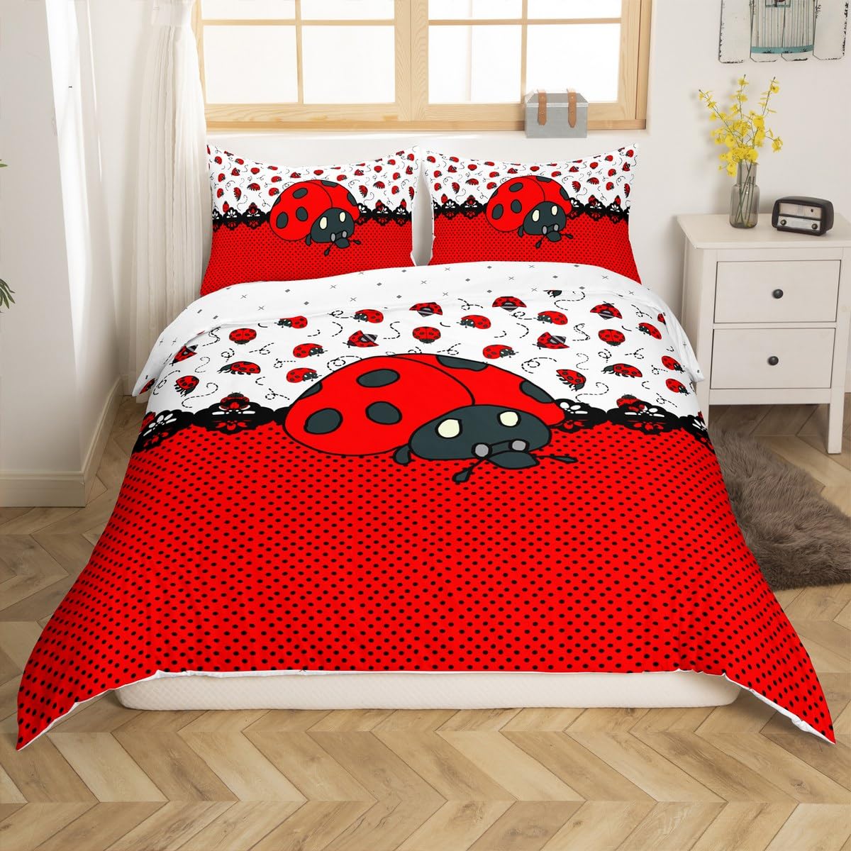 Cute Ladybugs Duvet Cover Set King Size,Red Black Entomology Dots Bedding Set 3pcs for Kids Girls Women Room Decor,Cartoon Animals Comforter Cover Vivid Natural Quilt Cover,2 Pillowcases