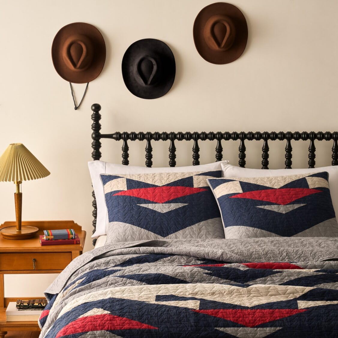 Pendleton Full/Queen Quilt Set – 100% Cotton 3 Piece Quilt Set with Shams, Soft Lightweight Bedding for Queen Size Bed, Gray & Blue Comforter Alternative, Queen Bedding Set (Tecopa Hills)