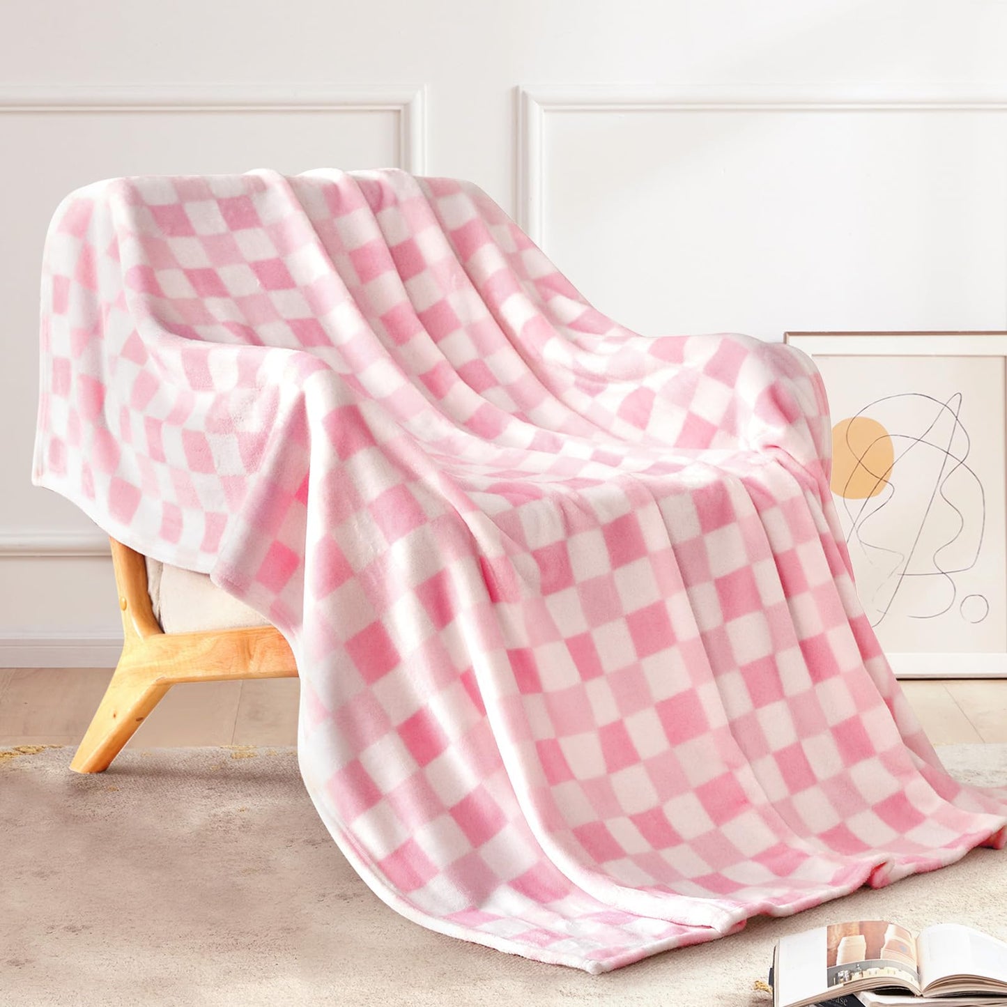 Touchat Fleece Throw Blankets, Buffalo Plaid Throw Blanket for Couch Sofa Bed, Soft Warm Fuzzy Cozy Plush Checkered Blanket, Lightweight Farmhouse Decor(Gradient Pink Plaid, 50“ x60”)