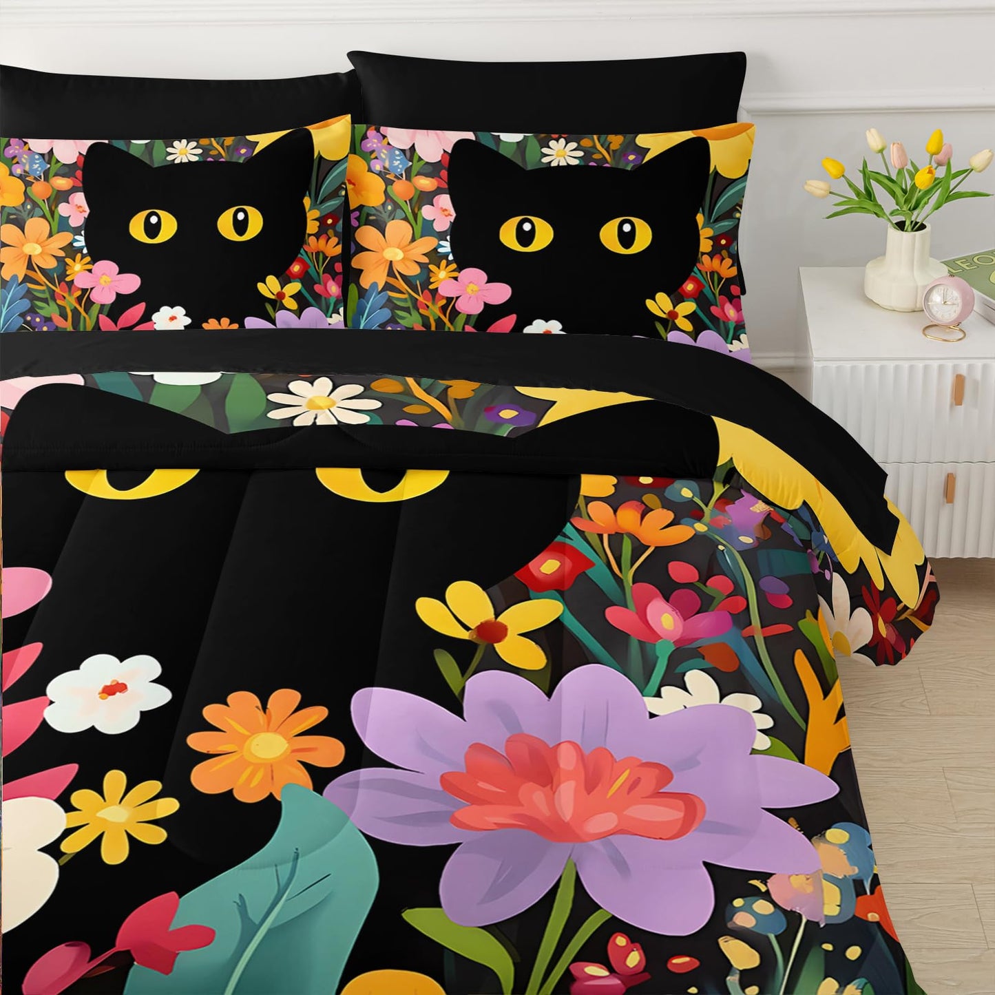 QOOMO Floral Cat 7 Pieces Comforter Set Queen Size,Floral Cat Bedding Set for Kids Teens Girls-Include 1 Comforter,1 Fitted Sheet,1 Flat Sheet,2 Printing Pillowcases and 2 Black Pillowcases