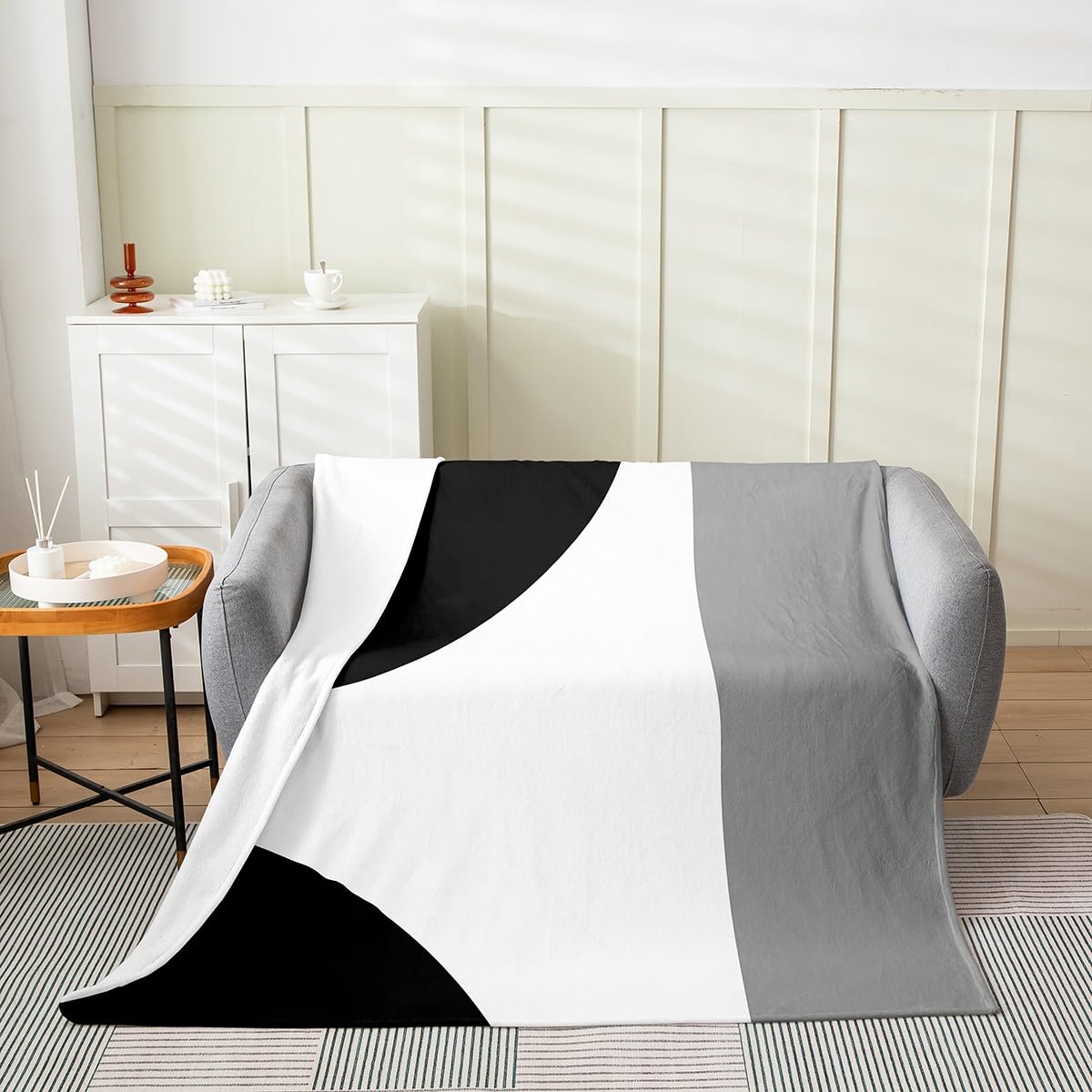 jejeloiu Kids Black White Fleece Throw Blanket Throw 50"x60", Flannel Blanket Plush Fuzzy Geometric for Bed Couch Chair Living Room Boys Girls Modern Art
