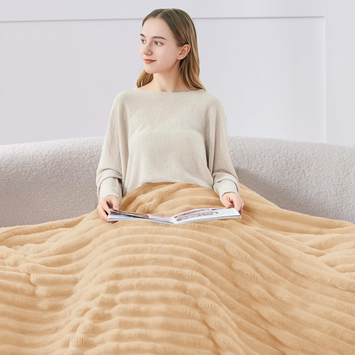 BEDELITE Fleece Throw Blanket for Couch - 300GSM Soft & Warm Fluffy Blush Sand Blanket, Decorative and Giftable Striped Blankets for Women, Men, 50"x60"