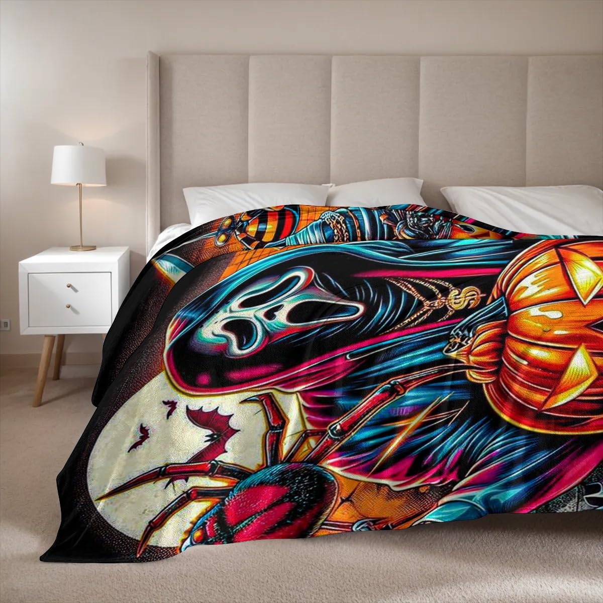 Halloween Ghostface with Pumpkins and Spiders Flannel Throw Blanket, 40"×50"（100 * 125cm Soft Anti-Pilling Fleece Blanket for Couch, Sofa, Bed, Lightweight and Breathable for Home, Office, Travel