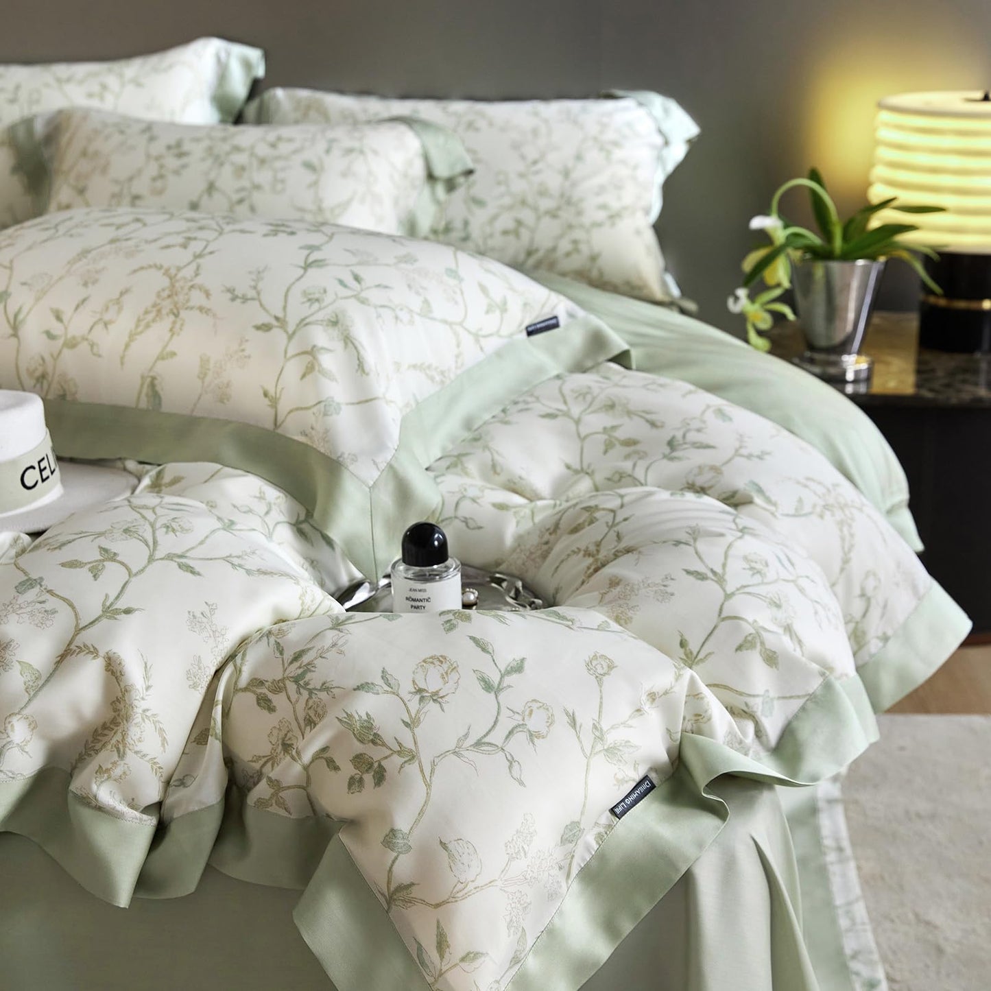 VM VOUGEMARKET Lyocell Duvet Cover Set Queen with Green Floral Pattern,Silk-Like Smooth & Cool Comforter Cover Set with Corner Ties-Queen,Mint Green