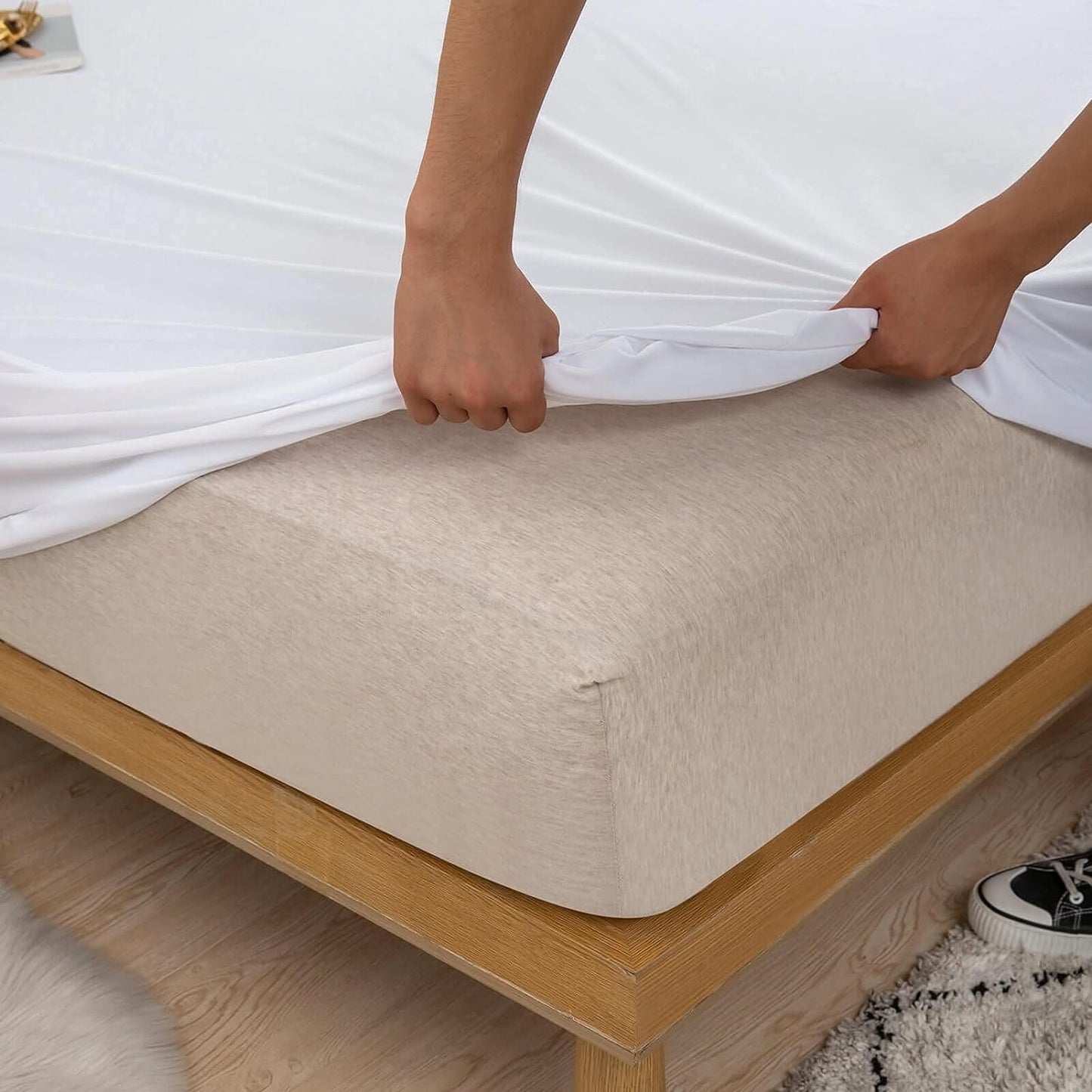 Waterproof Twin Mattress Protector Ultra Soft Smooth Top Fitted Matressprotector Cover with Stretchy Pocket