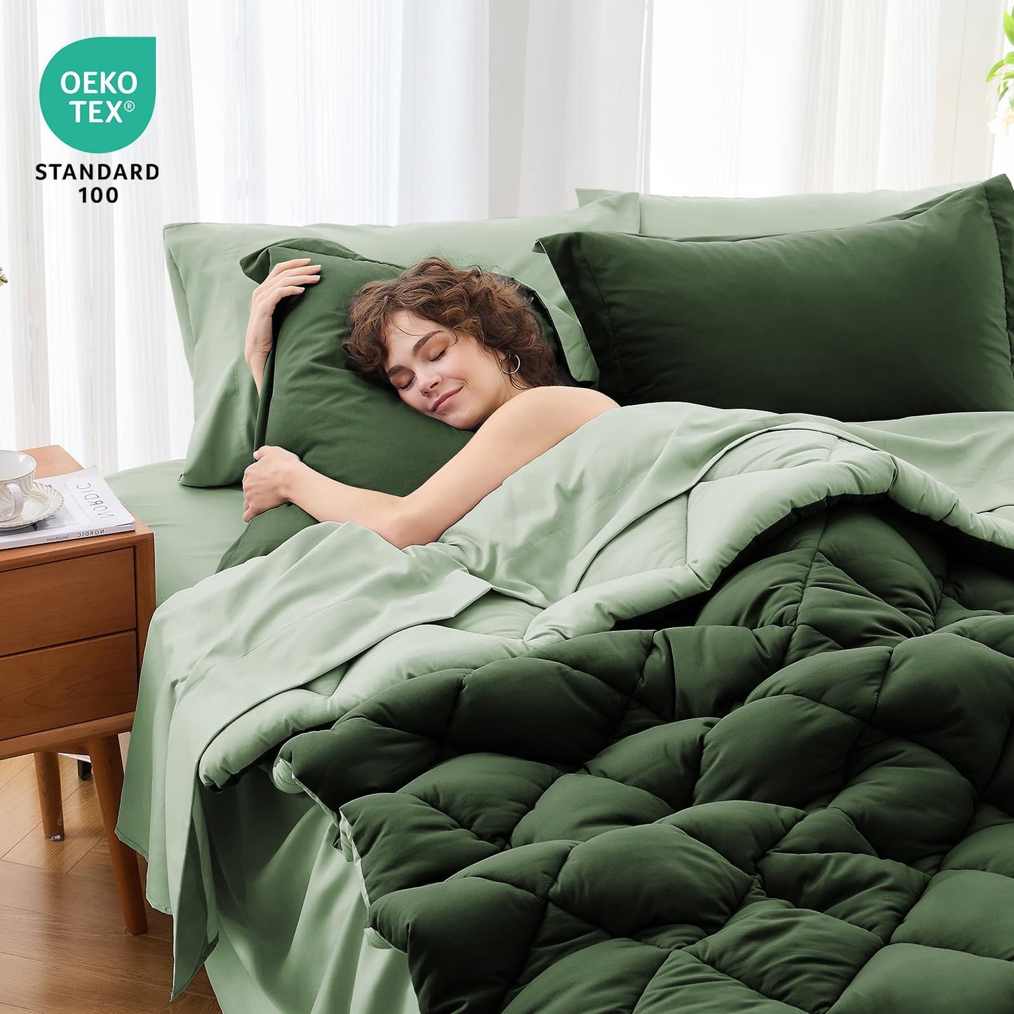 MUXHOMO 7 Pieces California King Comforter Set, Reversible Bed in a Bag Cal King Size, All Season Bedding Set with Comforter, Flat Sheet, Fitted Sheet, Pillowcases & Shams, Dark Green & Light Green