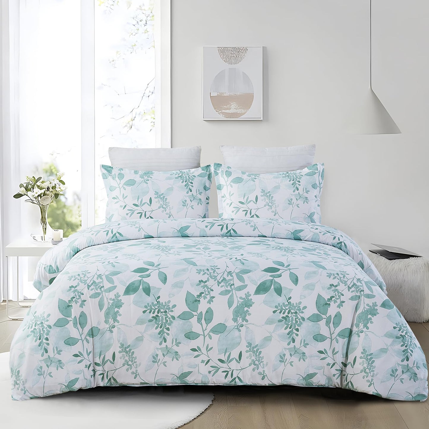 Vaulia Soft Microfiber Floral Duvet Cover King Size, Green Chic Botanical Print Pattern, Lightweight and Breathable Design, 3-Piece Set (1 Duvet Cover 2 Pillow Shams)