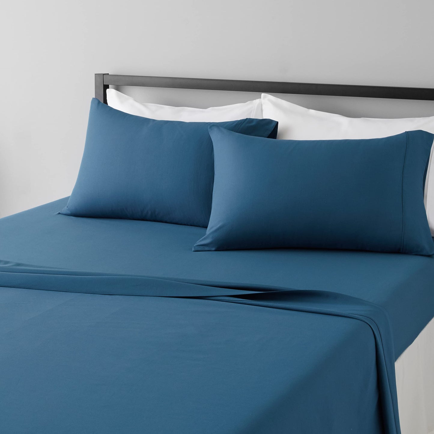 Amazon Basics Lightweight Super Soft Easy Care Wrinkle Resistant Microfiber 4-Piece Bed Sheet Set with 14-Inch Deep Pockets, Full, Dark Teal, Solid