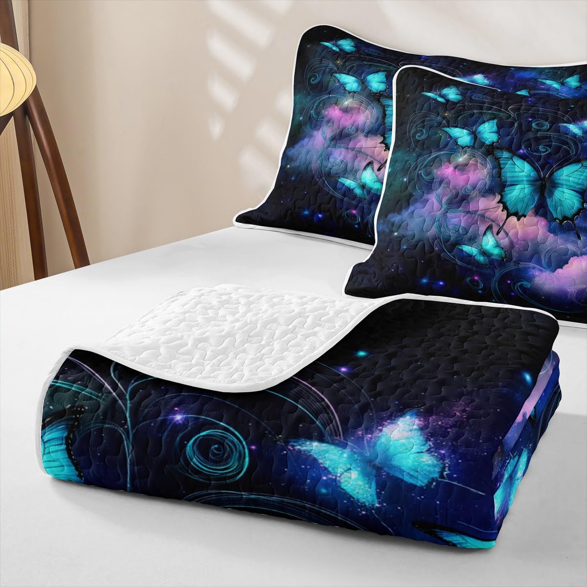 Erosebridal Butterfly Quilt Full Rustic Flower Quilt Set Galaxy Quilted Bedspread with 2 Pillowcases Retro Vintage Romantic Style Bedding Coverlet