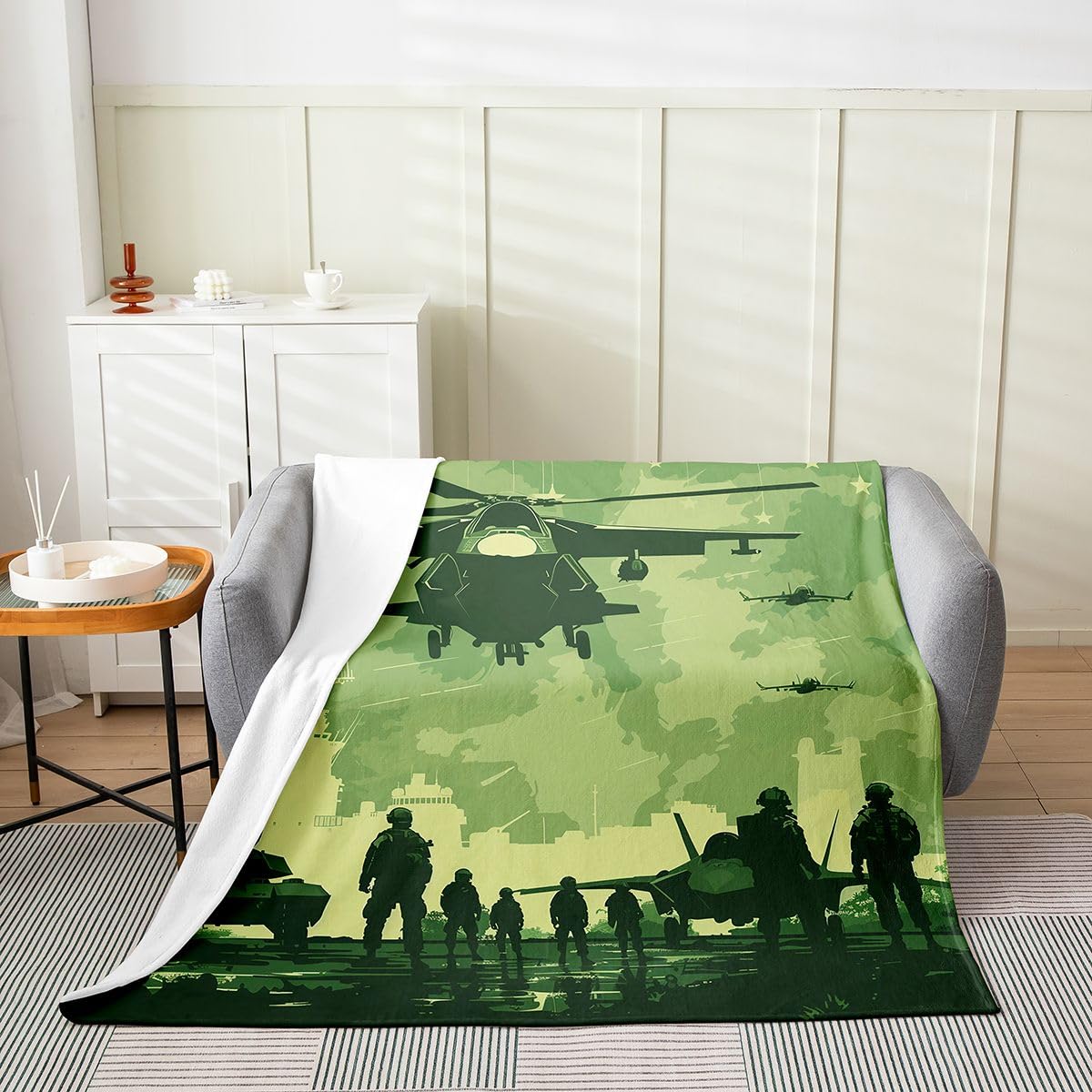 jejeloiu Camo Flannel Fleece Throw Blanket Camouflage Baby 30"x40" Army Theme Fleece Throw Blanket for Kids Women Men Military Style for Bed Couch Chair Living Room Green Bedroom Decor