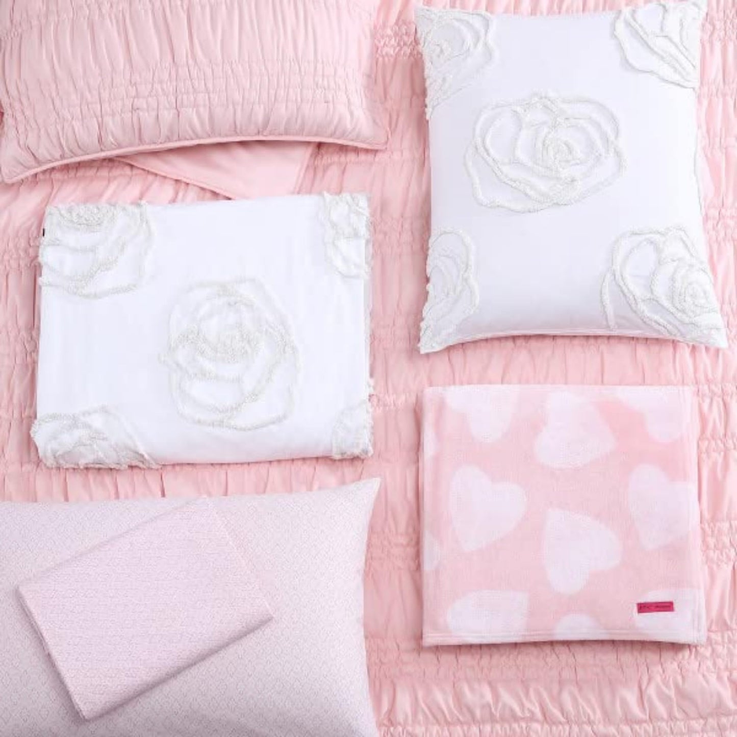 Betsey Johnson - Throw Blanket, Buttery-Soft Throw Blanket for Couch or Bed, Boldly Plush & Oversized Bedding (Dotted Heart Pink, 50" x 70")