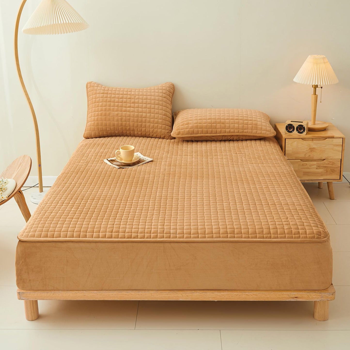 LweiPsqLin Quilted Flannel Fitted Sheets,Soft Flannel Fleece Mattress Top- Suitable for Fall and Winter,Fitted Deep Pocket Up to 15''. (Yellow, Twin)