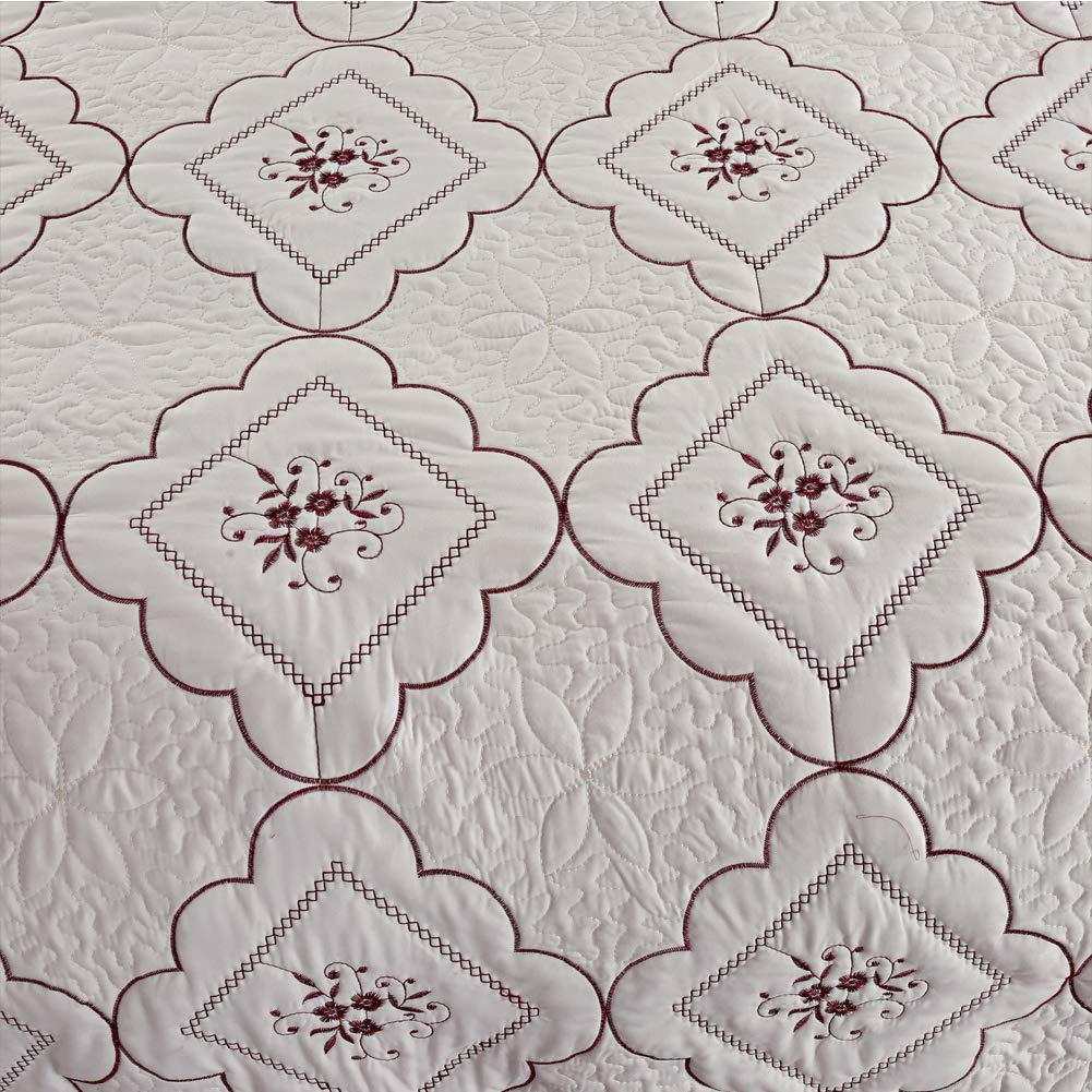 Oliven 3 Pcs Embroidered Quilt Full/Queen Size Floral Bedspread Soft Breathable Flower Coverlet Burgundy White Bed Cover Embroidered Bedding Christmas Bed Home Decor