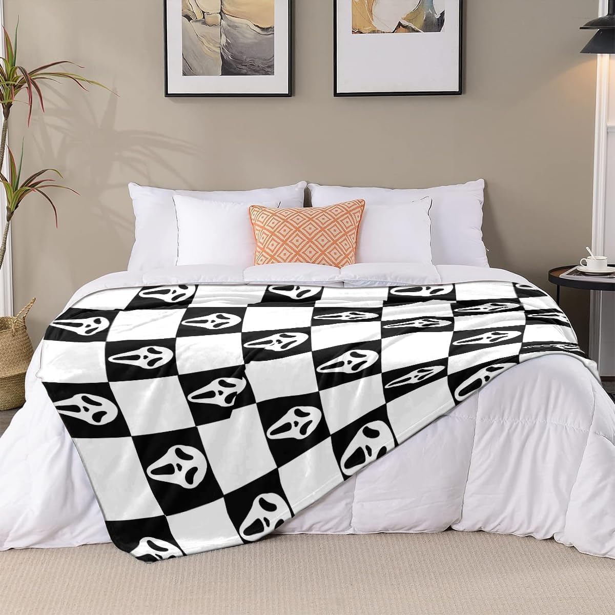 YWZDS Spooky Face Throw Blanket, Black and White Checkered Pattern, Halloween Ghost Blankets Fuzzy Gifts for Sofa Couch Bedroom (60 * 80 inch)