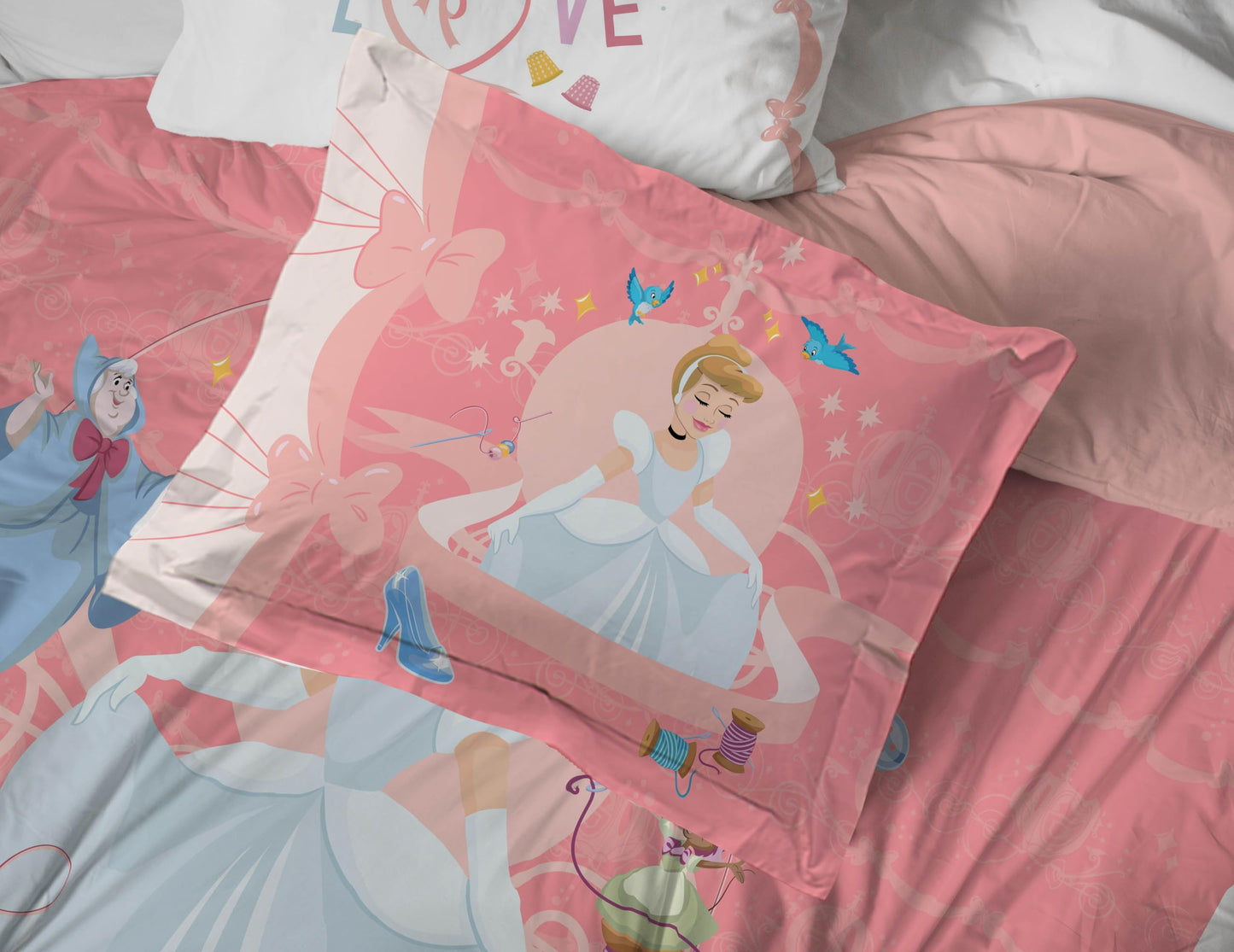 Jay Franco Kids Comforter Set Includes Sheets and Pillow Covers - Soft and Cozy Bed Set for Stylish Room Decor, Pink - Princess Cinderella, 5 Piece Twin Size Bedding