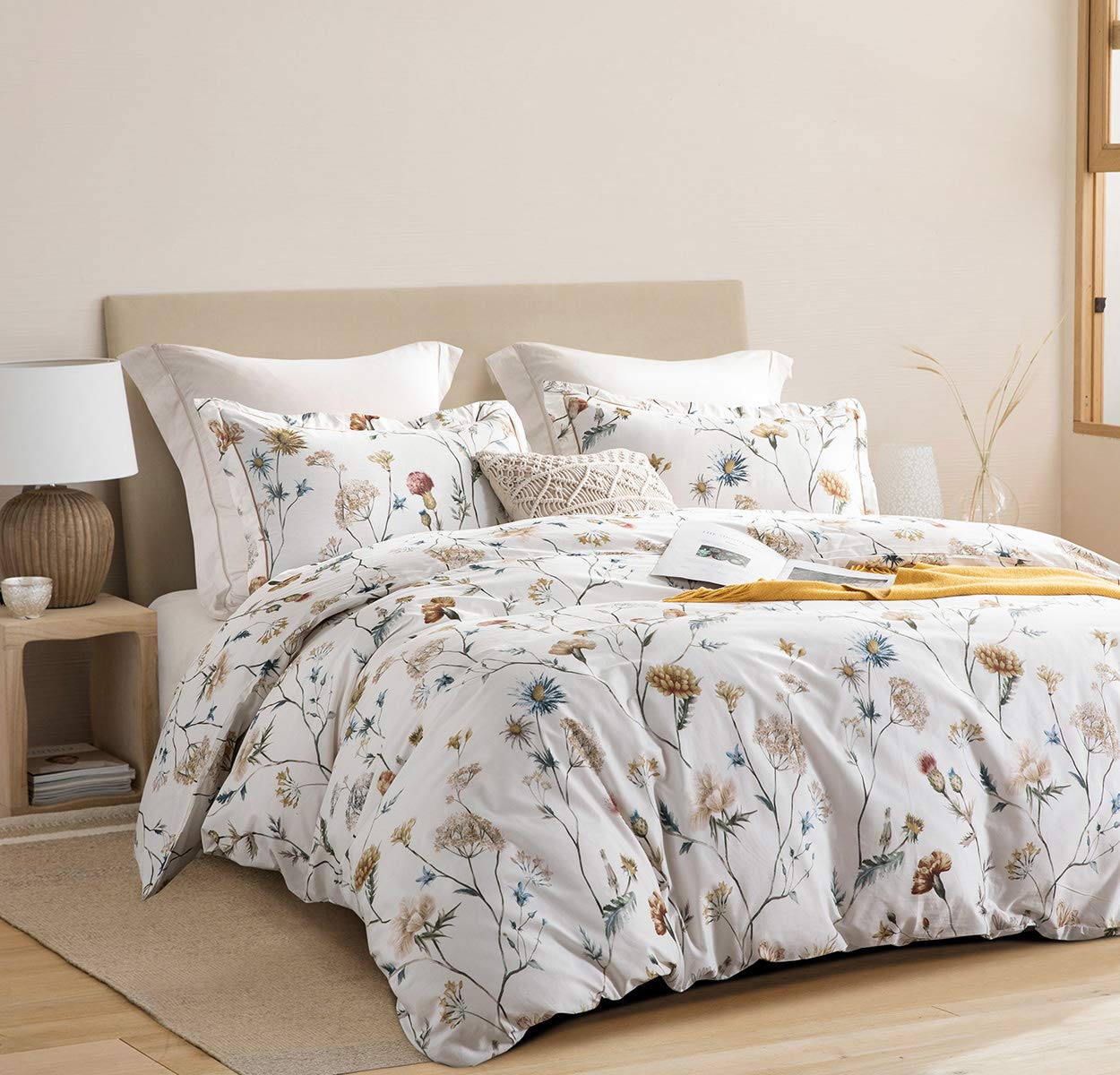 SLEEPBELLA Comforter Queen Size, 600 Thread Count Cotton White Printed with Blue & Blush Flowers Cotton Comforter Set,Down Alternative Bedding Set 3Pcs(Queen, White Floral)
