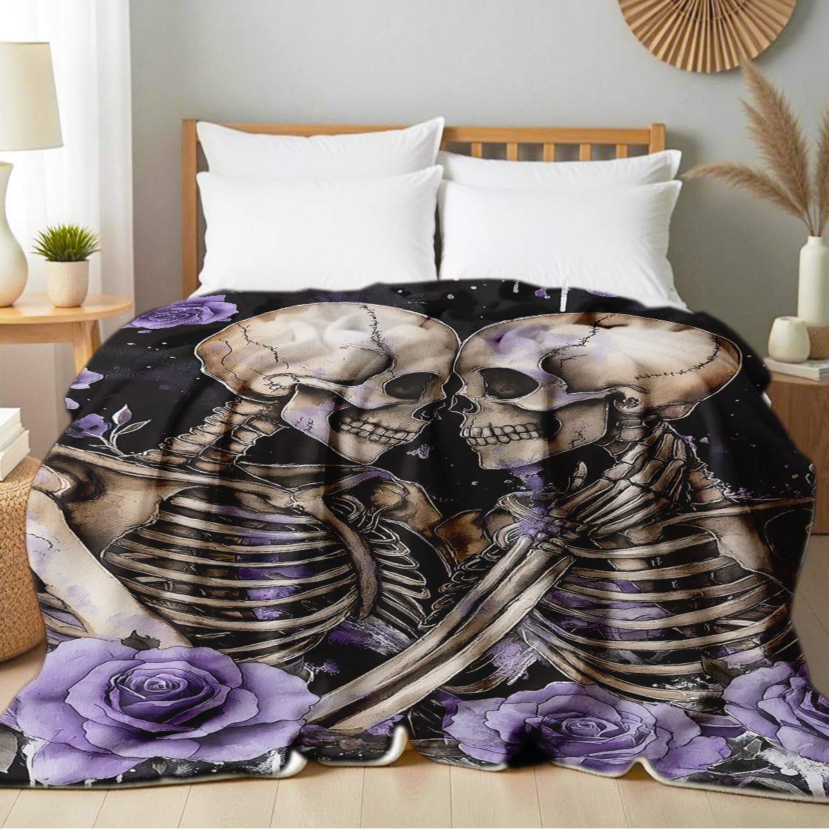 HUNXIAOJ Skeleton Couple Print Blanket Dark Romantic Flannel Throw Gothic Halloween Decor Skeleton Love Gifts for Adults Wedding Anniversary Blanket (49"x59")