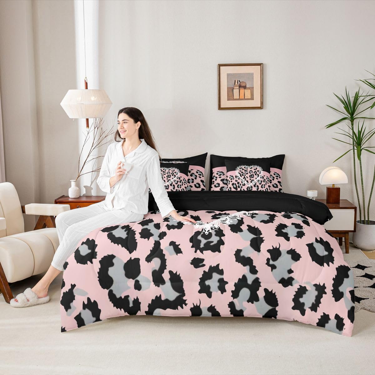 Feelyou Cute Leopard 7 Piece Bedding Set Lace Love Heart Comforter Set with Sheets for Kids Boys Girls Black Pink Bed in a Bag Sweet Romantic Bed Set Soft Lightweight