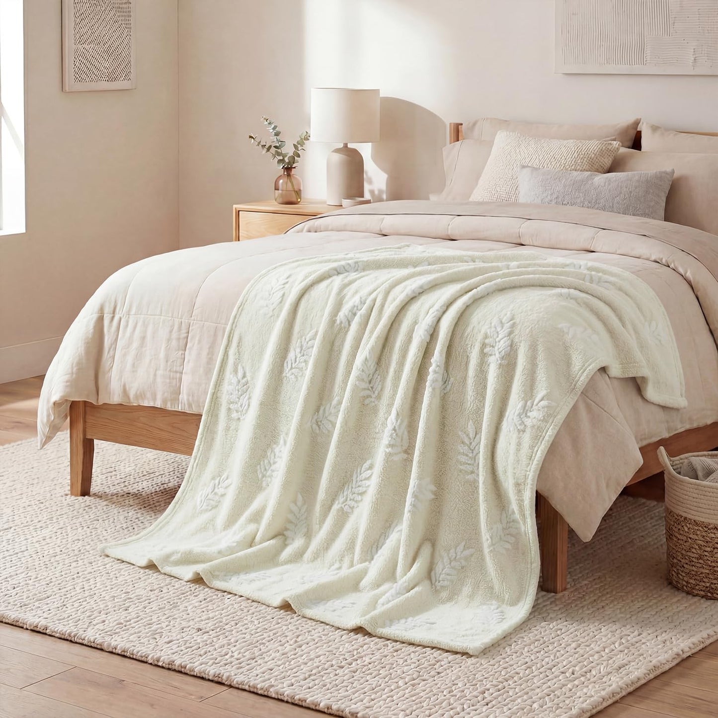 Horaldaily Leaves Flannel Blanket Throw, Beige Leaves Soft Fuzzy Plush Cozy Fleece Blankets for Couch Sofa Bed Lounging, Ideal Gifts for Kids Adults Self, 60x80