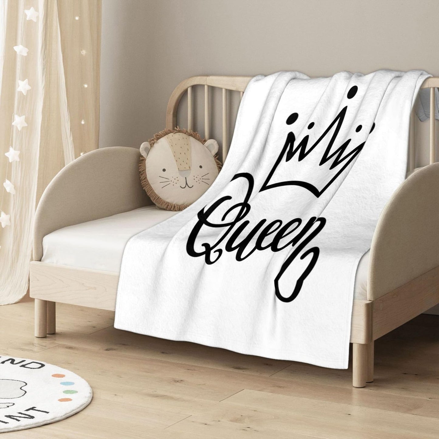 Throw Blanket 50x60 Inch,Funny Queen Crown Cozy Soft Lightweight Fuzzy Flannel Blanket 60x50 Inch Suitable for Couch Bed Sofa Living Room in All Seasons