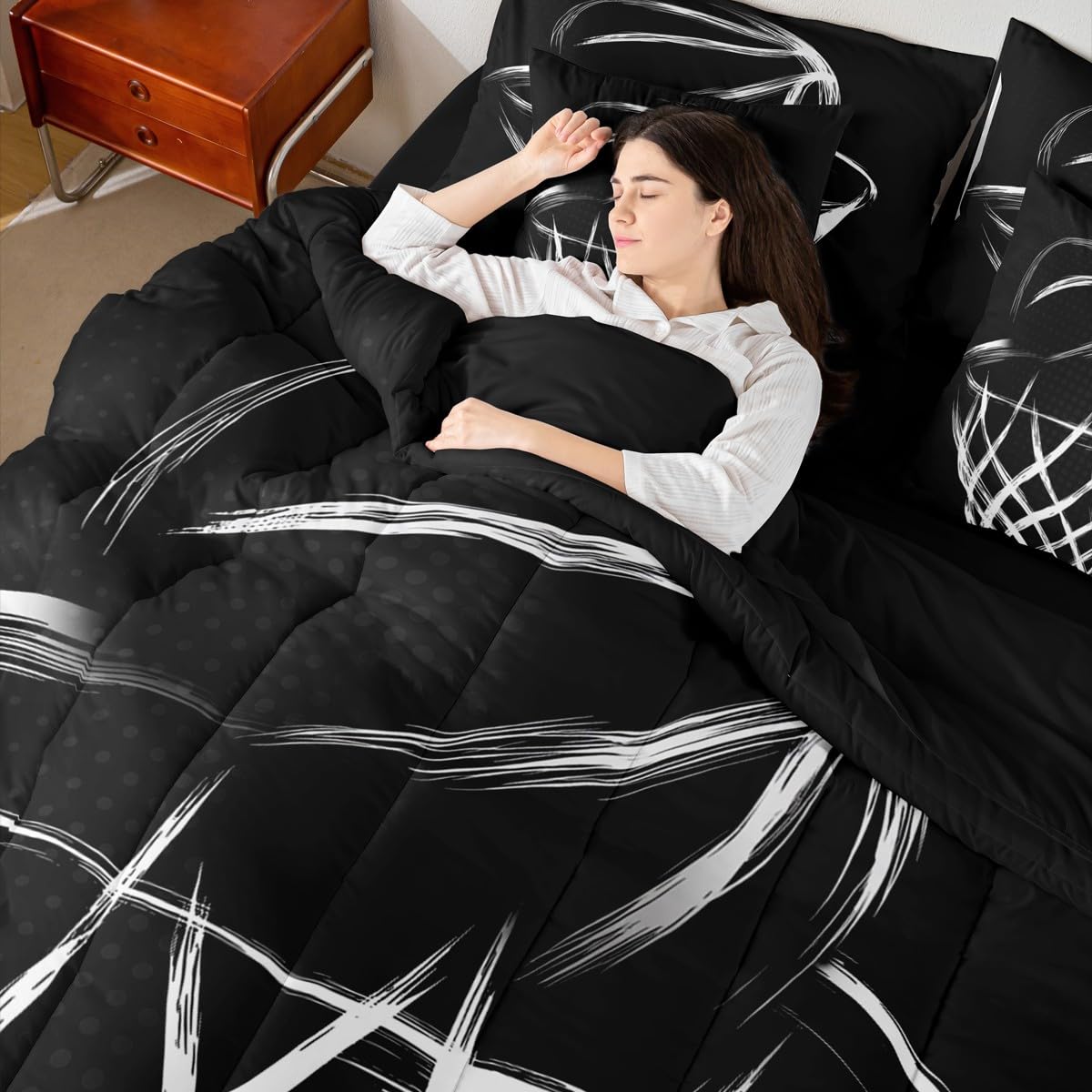 Erosebridal Basketball Hoop Queen Comforter Set with Sheets | Abstract Basketball 7-Piece Bedding Set Black and White Bed in a Bag, Chic Simplistic Monochrome European Sports Ball Bed Sets