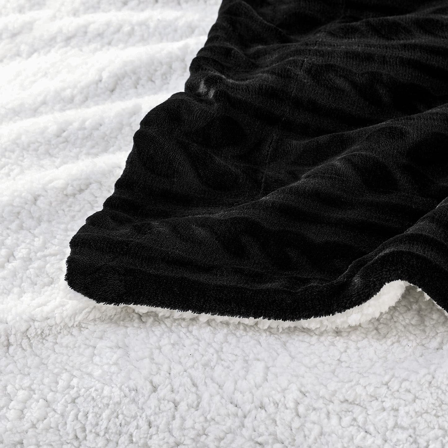 Exclusivo Mezcla Twin Size Sherpa Fleece Bed Blanket, Reversible Velvet Warm Blankets for Bed Couch Sofa, 90x66 Inches, Dark Black