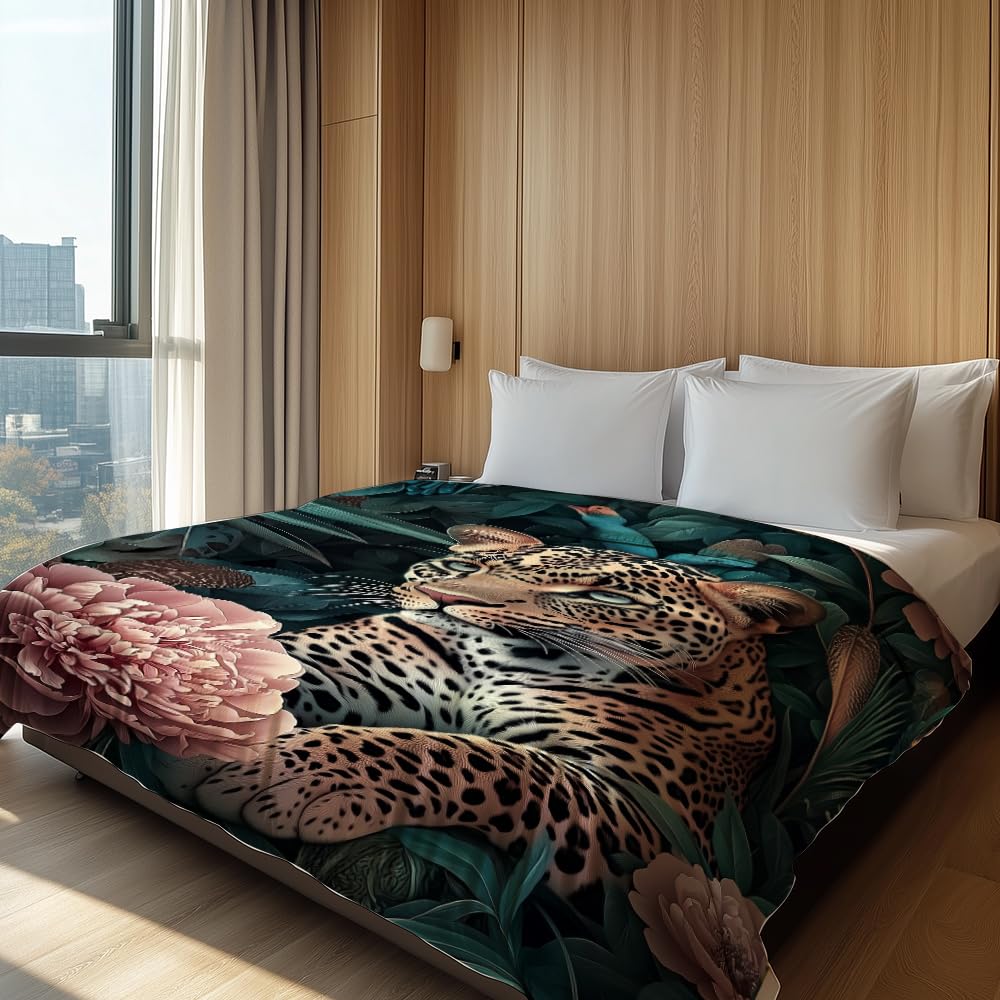 HUNXIAOJ Leopard Throw Blanket Animal Print Blanket Cheetah Gifts for Kids Warm Soft Flannel for Girls Boys Woman Teens Adults Bed Sofa Couch (49in x 59in)