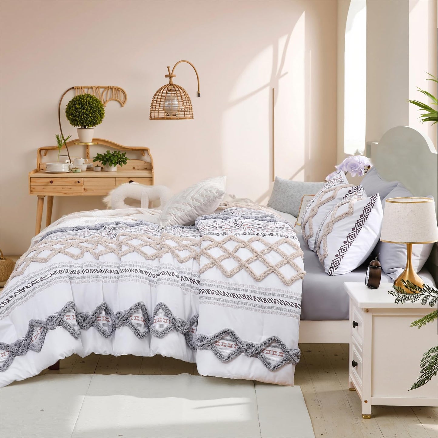 MOVE OVER Tufted Bed in A Bag Queen Size Gray and Cream Tufted Comforter Set 7 Pcs Diamond Grid and Boho Aztec Pattern Bedding Set Aesthetic Farmhosue Bedding Set for All Season