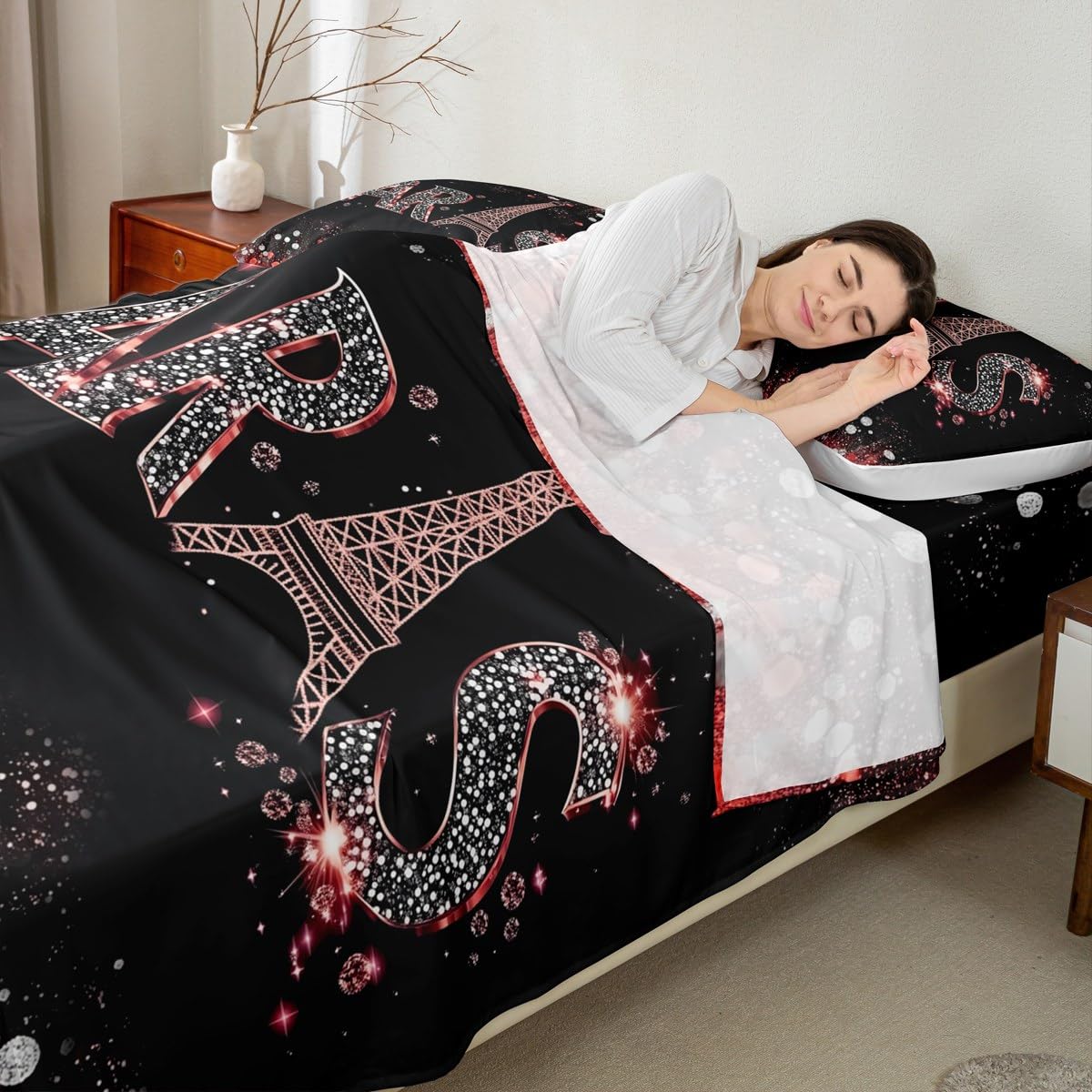 Manfei Eiffel Tower Bed Sheet Set Full Size 4pcs,Red Silvery Romantic Paris Bedding Set,Romantic Tower Flat Sheet + Fitted Sheet for Kids Girls Boys Teens Room Decor