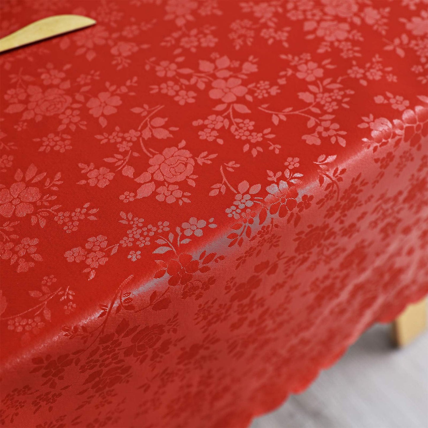Smiry Rectangle Table Cloth, Waterproof Heavy Duty Vinyl Tablecloths, Wipeable Washable Table Cover for Kitchen and Dining Room (Red, 70" X 90")