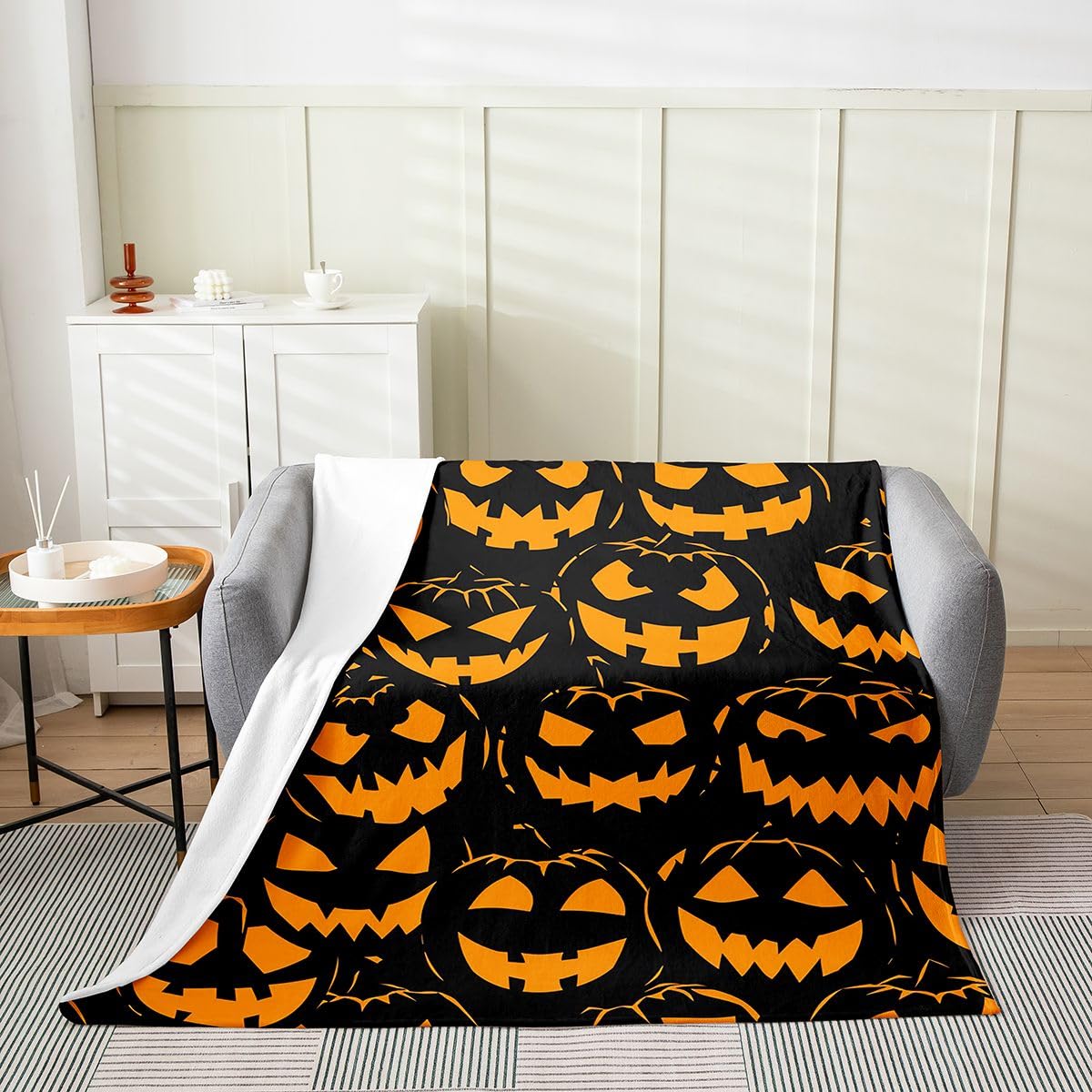 Feelyou Spooky Pumpkin Fleece Throw Blanket Halloween Themed Flannel Blanket Plush Fuzzy Trick or Treat for Bed Couch Chair Living Room Graveyard 40"x50" Orange and Black Bedroom Decor