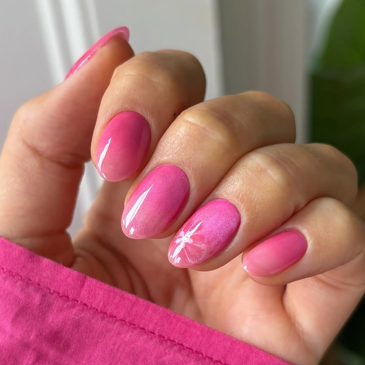 24Pcs Press On Nails Short Almond Fake Nails Rose Pink Nails Press Ons With Flower Designs Artificial Acrylic False Nails Full Cover Glue On Nail Glossy Glitter Stick On Nail For Women