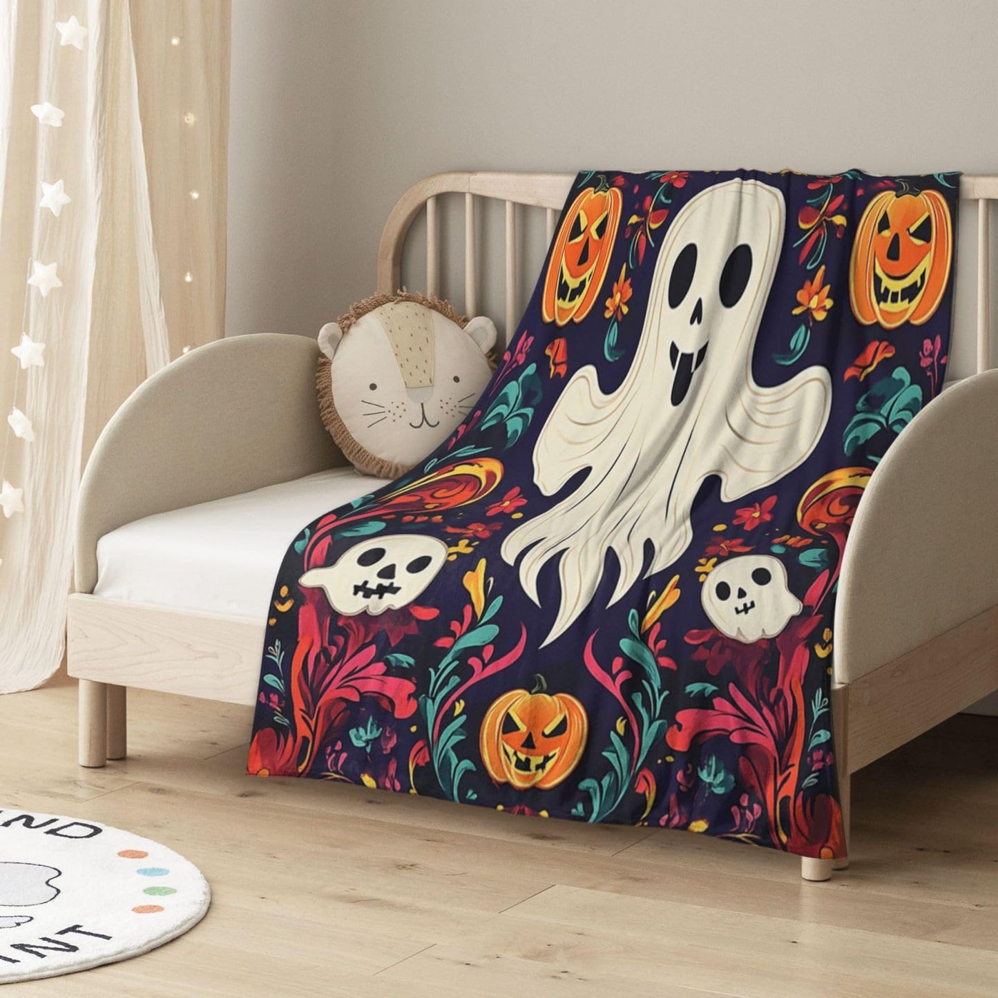 CDSASHCA Spooky Ghosts Flannel Blanket,Cute Design with Floating Phantom Print,Ultra-Soft Fleece for Festival Party Cozy Vibes，Suitable for Sofa,Bed and Office Decoration，Gifts for Friends 30X40 inch