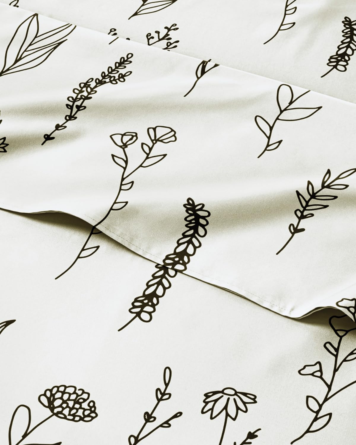 Floral Sheets - Black & White Floral Bed Sheet Set - 1 Flat, 1 Fitted & 2 Pillowcases w/ Deep Pockets - Wrinkle & Fade Free - Boho Botanical Bedding - Ultra-Soft, Breathable & Cooling - Queen Size Set