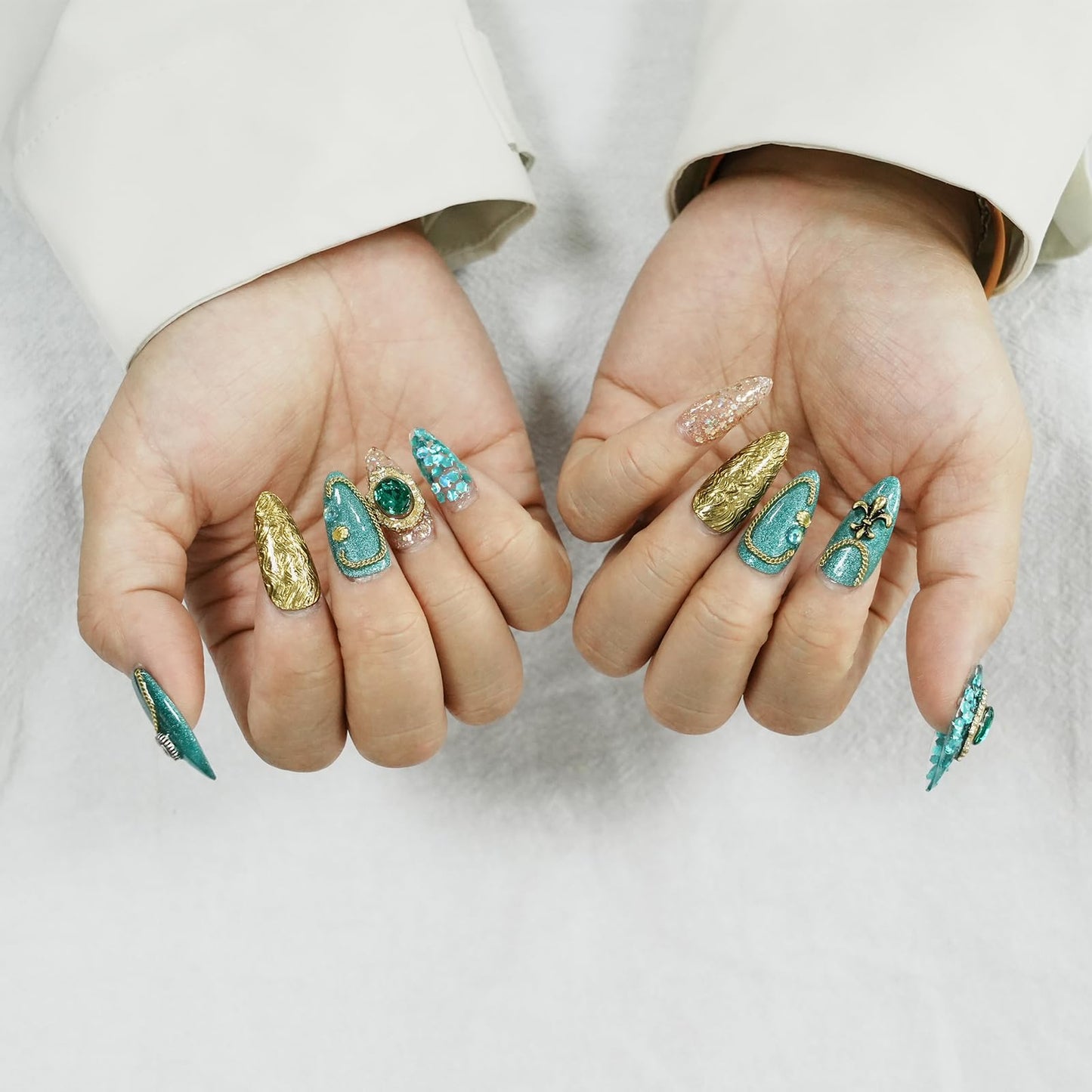 Tesytto Luxury Vintage Press on Nails Medium Almond, Handmade 3D Gemstone & Glitter Design Green Gold Acrylic Nails, Reusable False Nails (Exotic Flair,M)