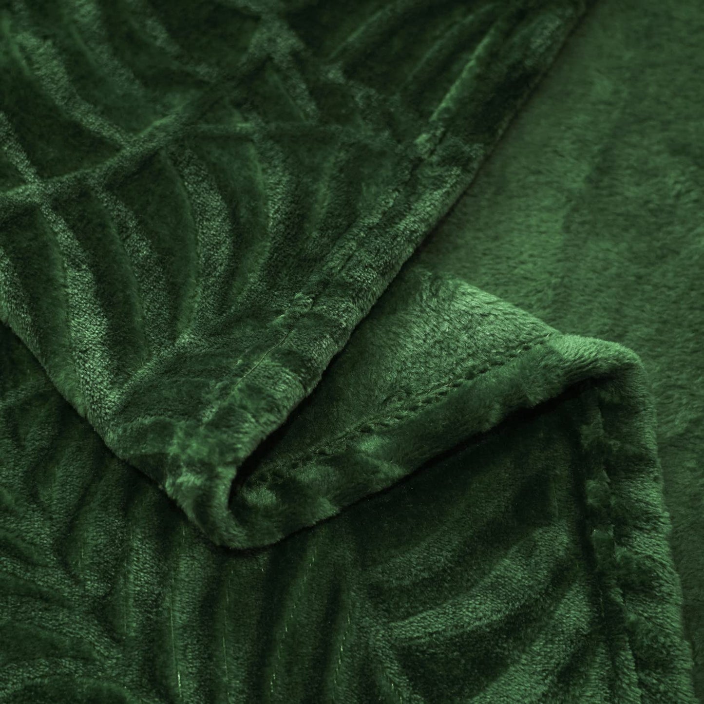 SOCHOW Super Soft Flannel Fleece Throw Blanket, Lightweight Cozy Warm Leaves Textured Plush Blanket for Bed Couch Sofa, 60 x 80 Inches, Olive Green