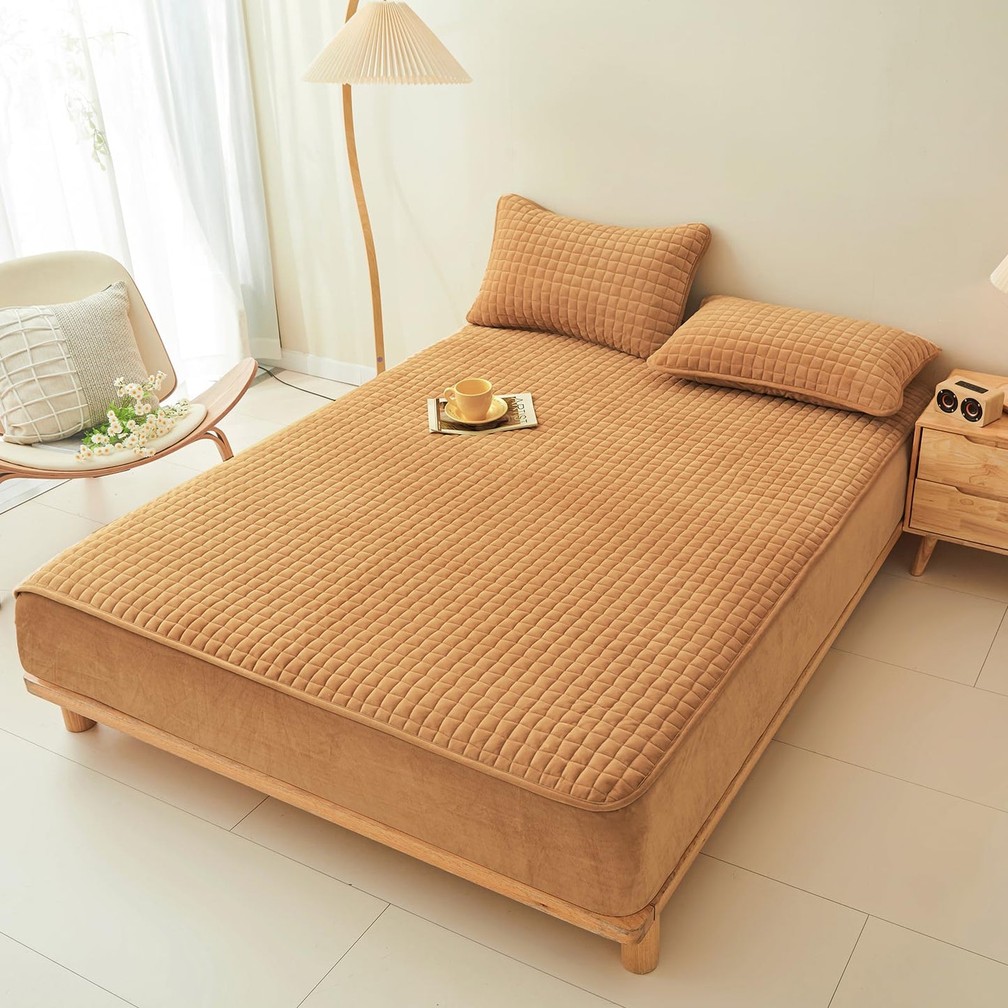 LweiPsqLin Quilted Flannel Fitted Sheets,Soft Flannel Fleece Mattress Top- Suitable for Fall and Winter,Fitted Deep Pocket Up to 15''. (Yellow, Twin)