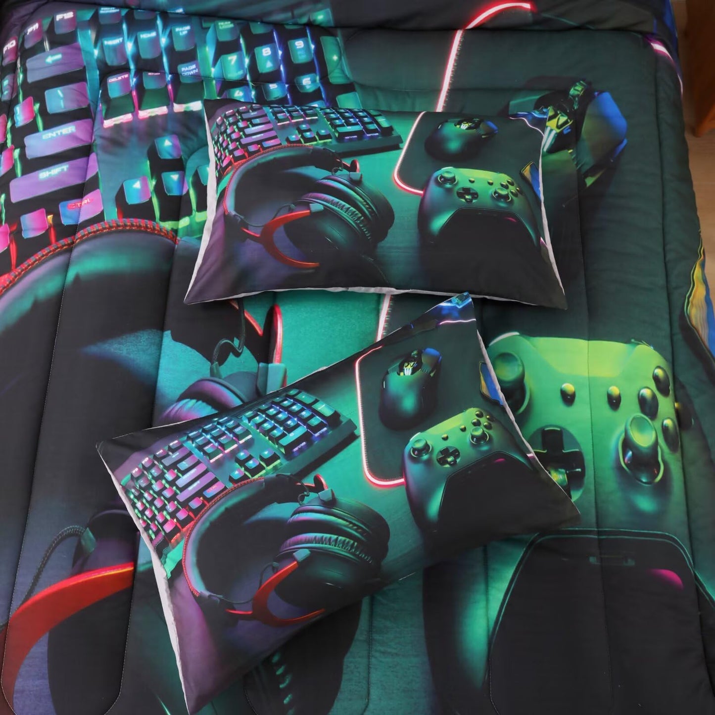 GRAT TIOC Gamer Comforter Sets for Teen Boys,Gaming Bedding Sets Twin,Video Game Bedspread,Game Gamepad Bedrooom Bed Set,Controller Gamer Home Decor 3 Piece